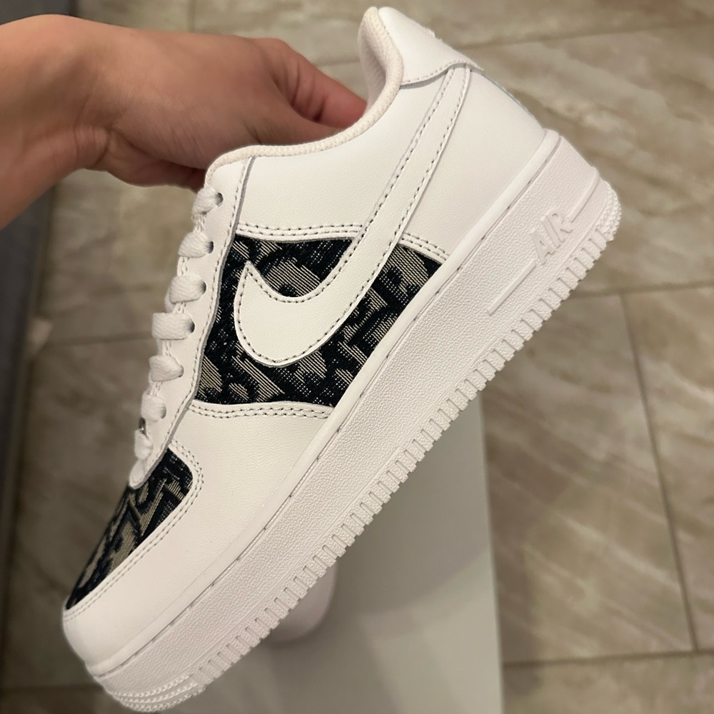 Custom Dior Air Force Ones